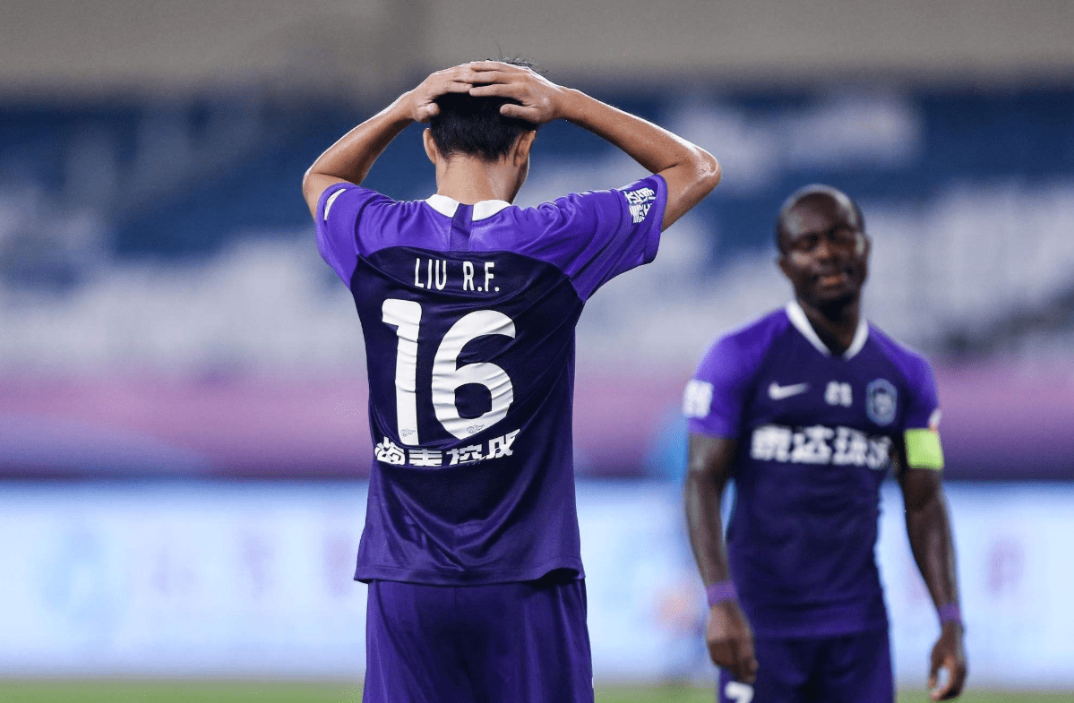 天津泰达在比赛中实现连胜,迅速攀升排名 天津泰达在比赛中实现连胜,迅速攀升排名