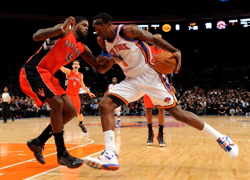 猛龙横扫尼克斯,范弗利特率众奏凯 猛龙横扫尼克斯,范弗利特率众奏凯