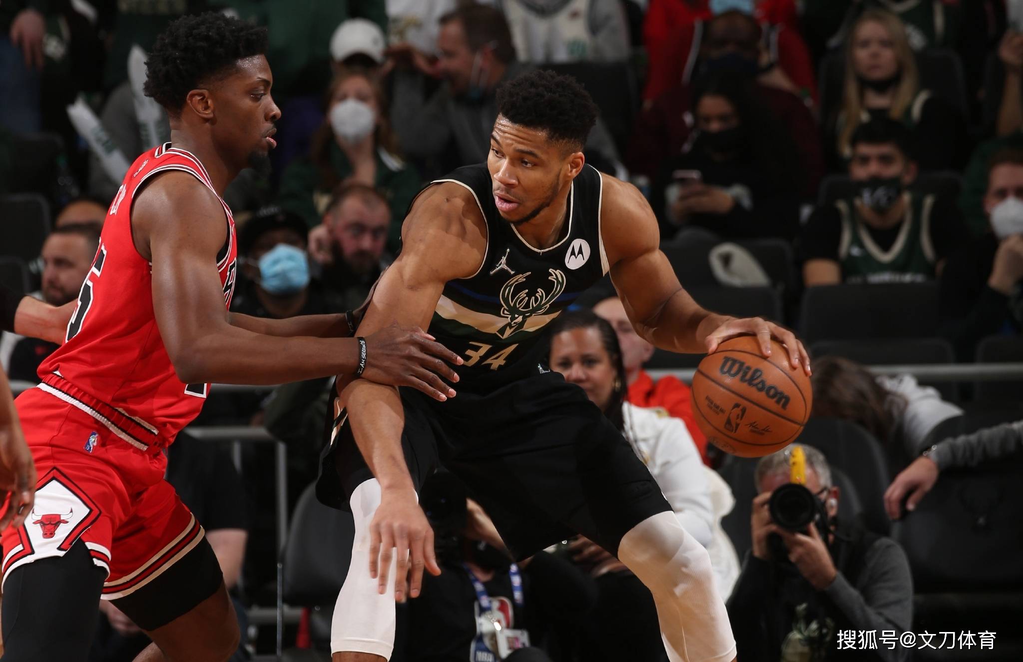 乐鱼登录-雄鹿力克国王取得横扫